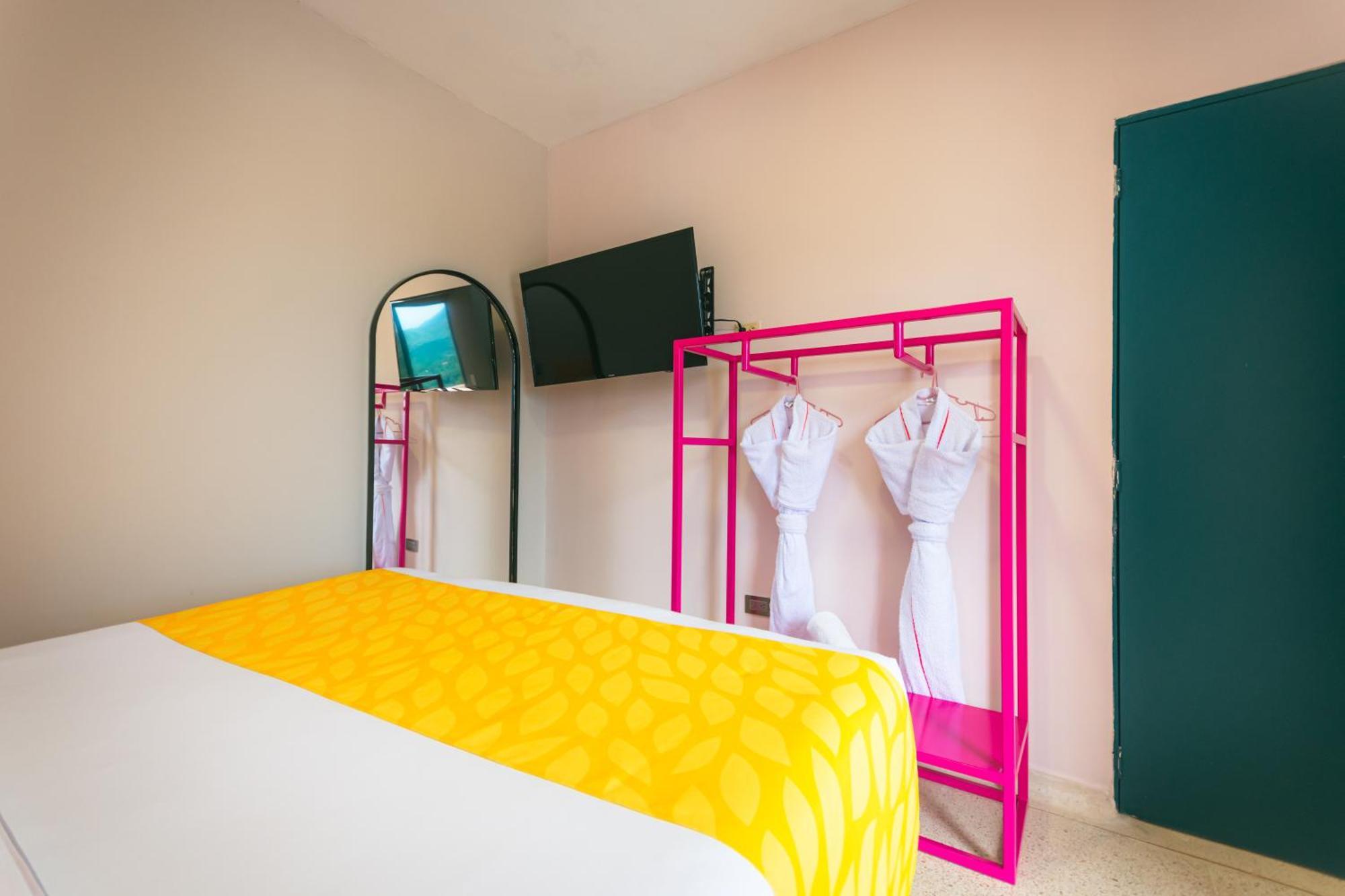 Del Tropico Hotel Сопетран Номер фото